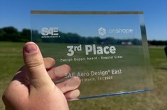 Statuetka dla EUROAVII Rzeszów na zawodach SAE Aero Design East 2025,